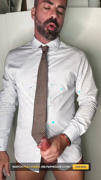 I Masturbate in a Suit