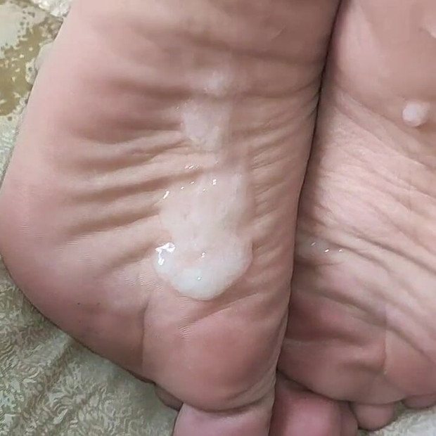 Melancap dengan kaki
