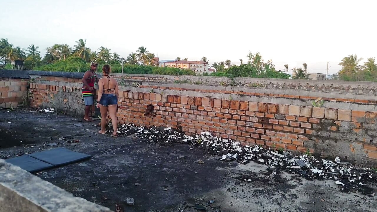 FUCK IN ABANDONED CONSTRUCTION WHEN HE WENT TO PEE