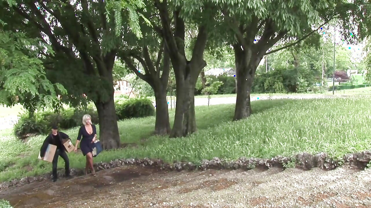 Hot raiding for a nasty cougar