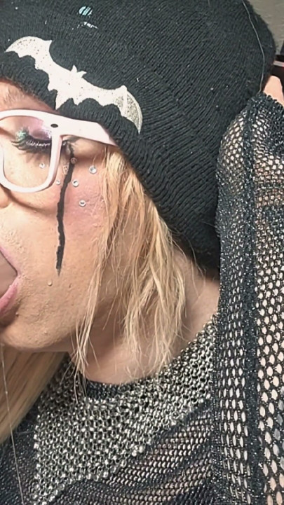 Locked Sissy Throat Training: How I Turned My Throat Into a Second Pussy | Clip 1