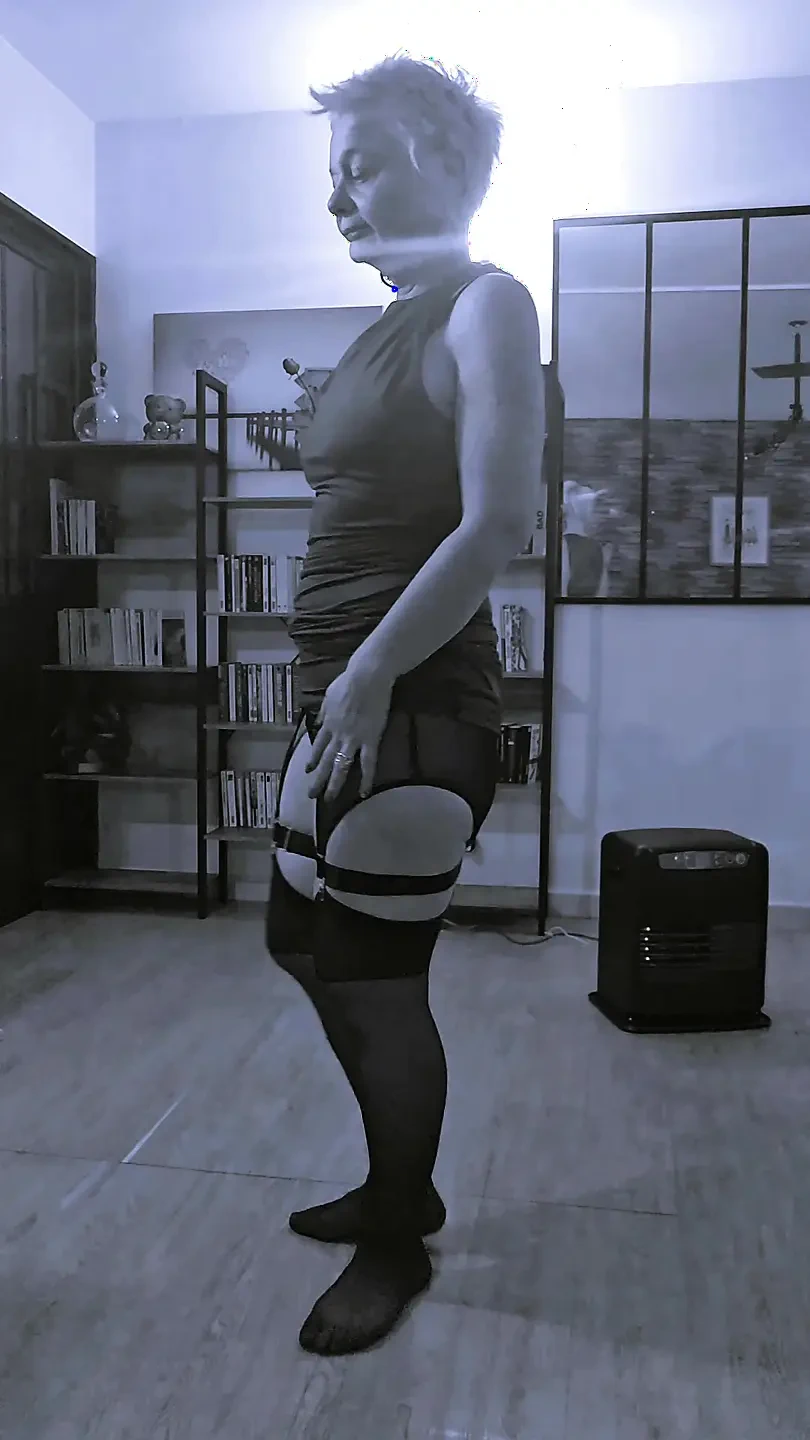 Small, Sexy, Very Bitchy MILF