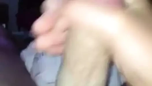 Yatağımda (cum yok)