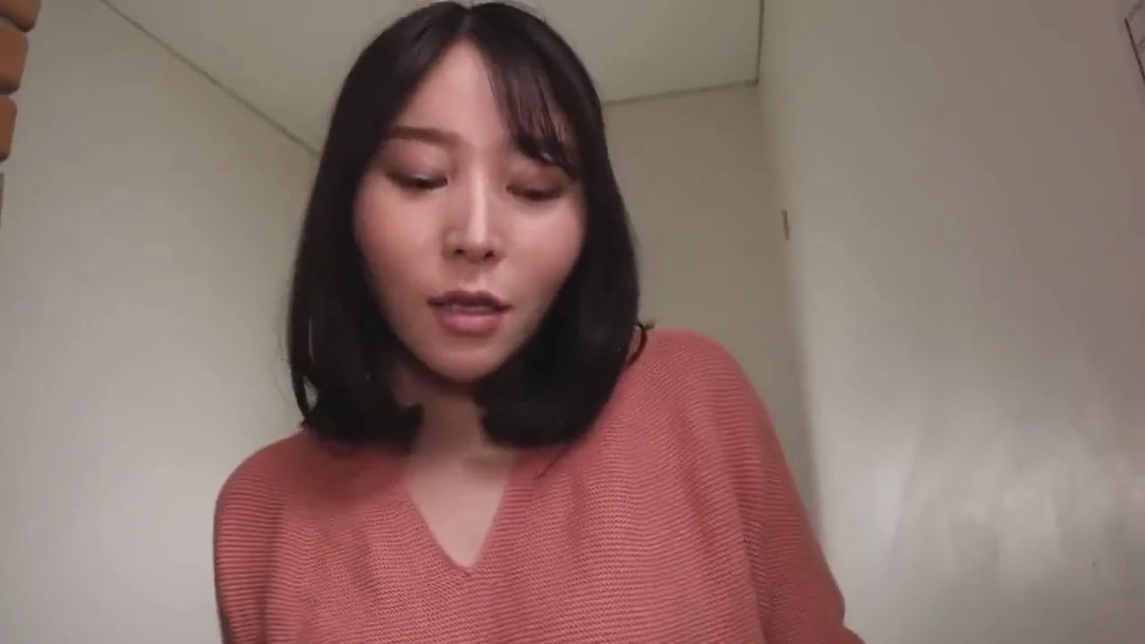 Erika Shiomi Kamerayla Edepsizce Konuşurken Sonsuz Orgazm Yaşıyor