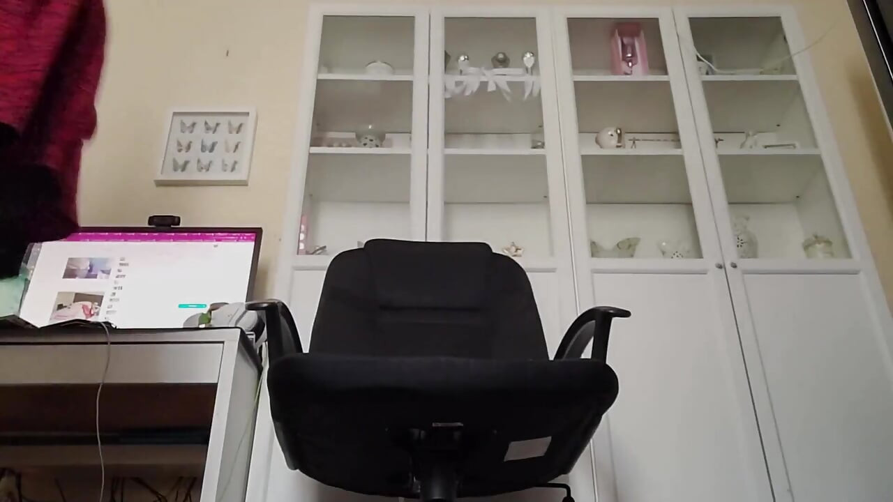 Femeie super-mare și frumoasă cu sumo gras