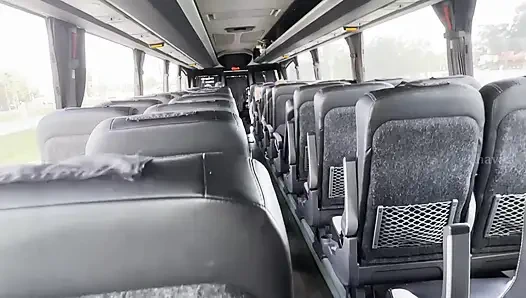 Blowjob in the bus (She got turned on and gave me a blowjob on the bus)