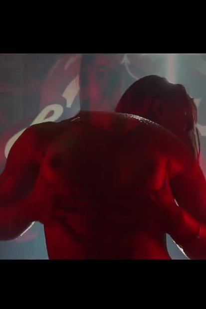 Bonus video: dans - Monique Bertolini