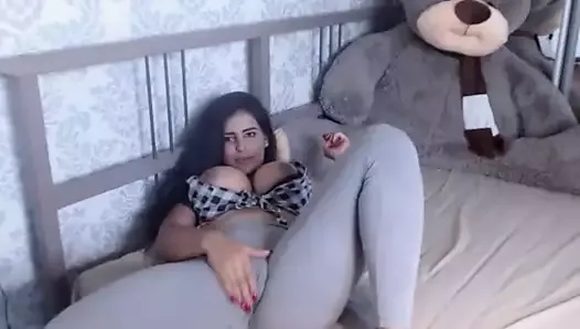 Katarina Kaif se ve como con grandes tetas se masturba en la webcam