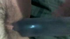 Kattyluvee speelt met haar nieuwe 30 cm dildo - korte clip
