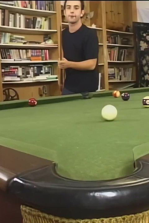 Kat: Genç bir fahişe bilardo masasında fışkırtmalı nasıl yapılır