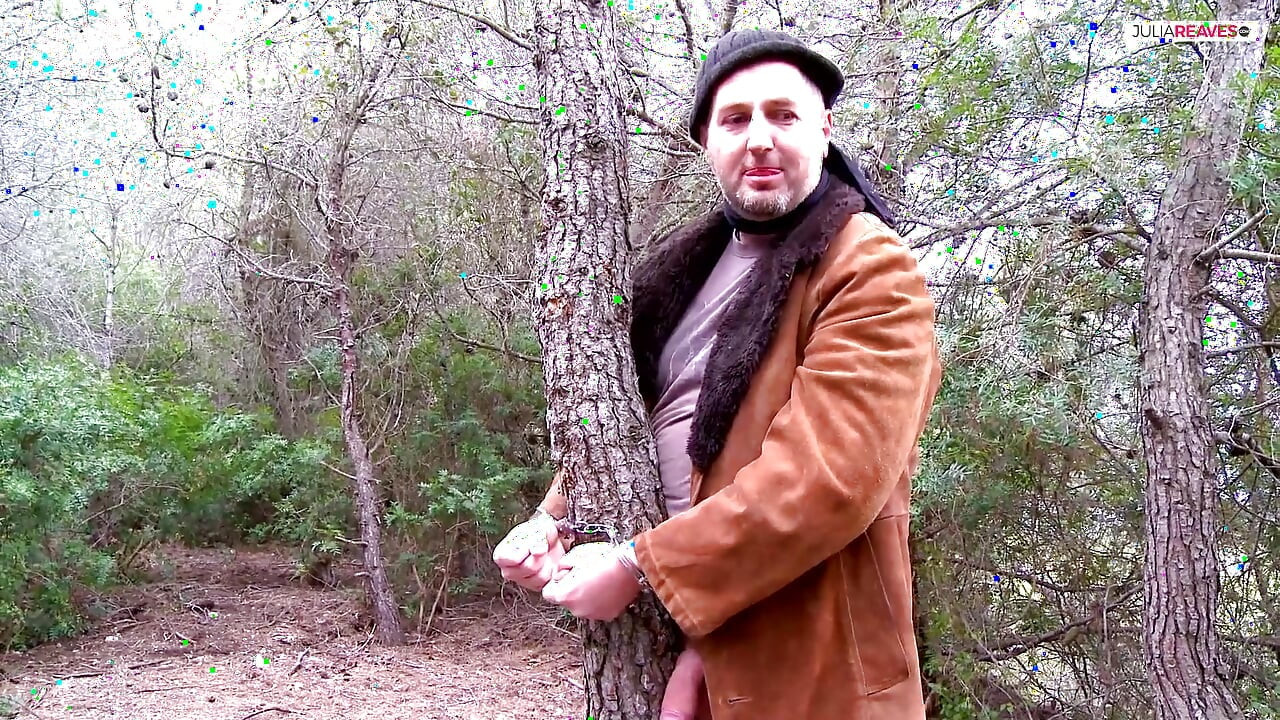 Skinny girl sucks two huge cocks then rides them hard on the ground