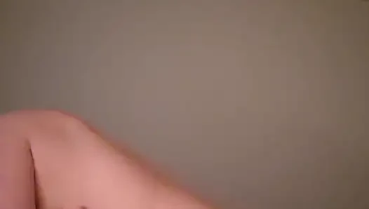 Milf menunggangi kontol
