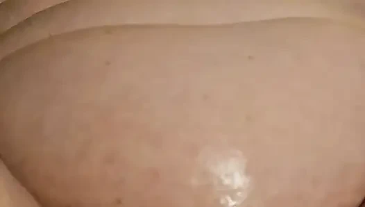 Genç iri güzel kadın olabileceği en iyi lil fahişesi olmak istiyor