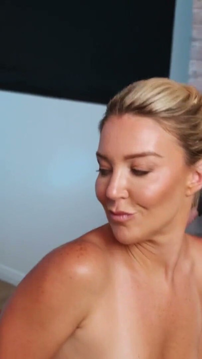 MYLF - Hot Mylf Seduces Detectives With Her Tight Body and Gets Spit-Roasted in the Interrogation Room (Basic Instinct Parody) | Clip 2