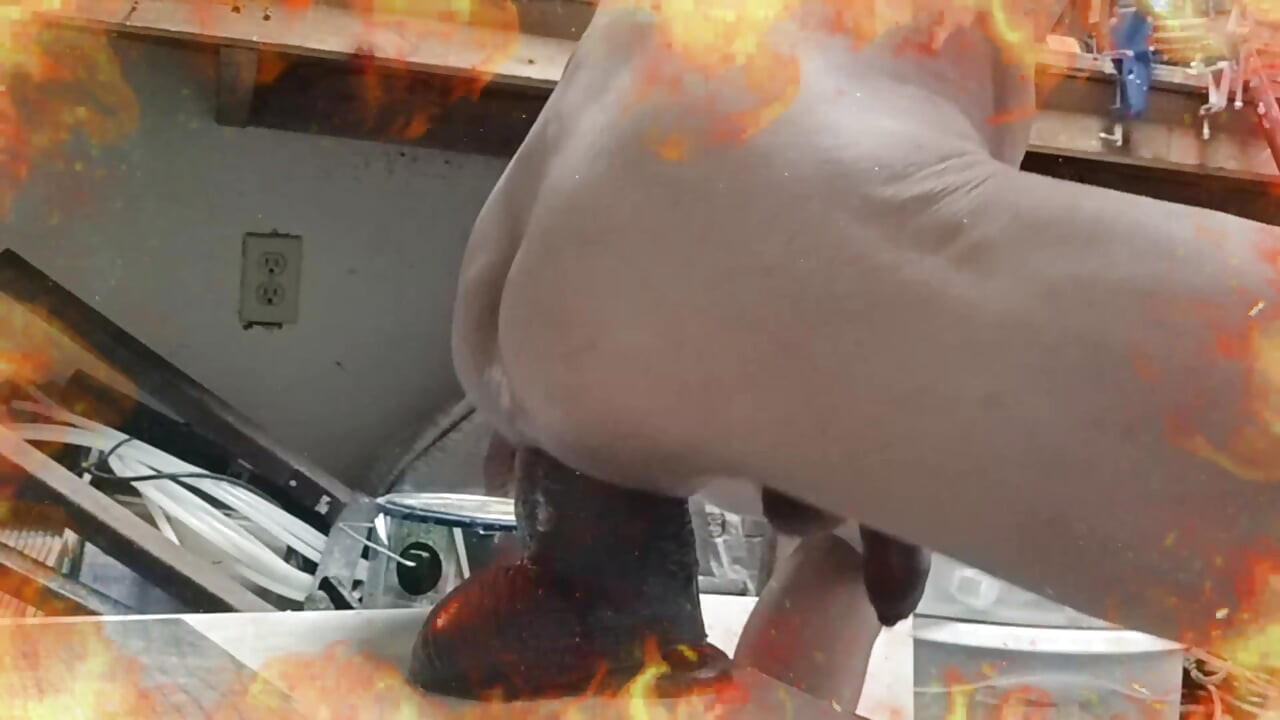 Enorme Polla Negra Destroza Al Gloton