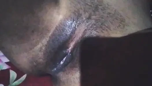 Sexy aunty fingering viral video