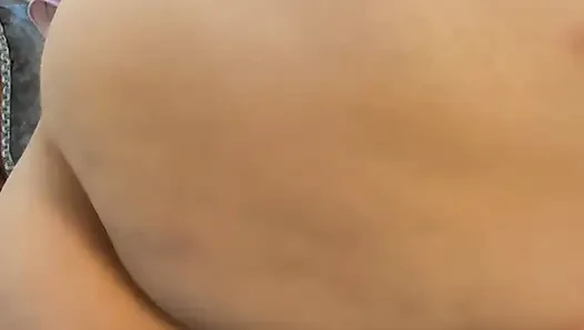 Betrügende latina MILF-Ehefrau pOV: Dildo in der muschi reiten + Vagina und arsch solo fingern, echt selbstgedreht