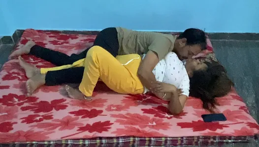 Индийская тетушка занимается сексом с ее Devar