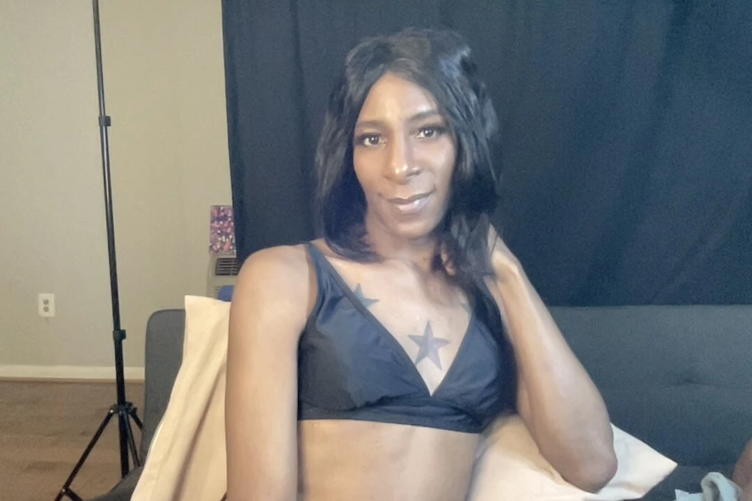 Ebony Trans Goddess Edges Her Big Princess Dick