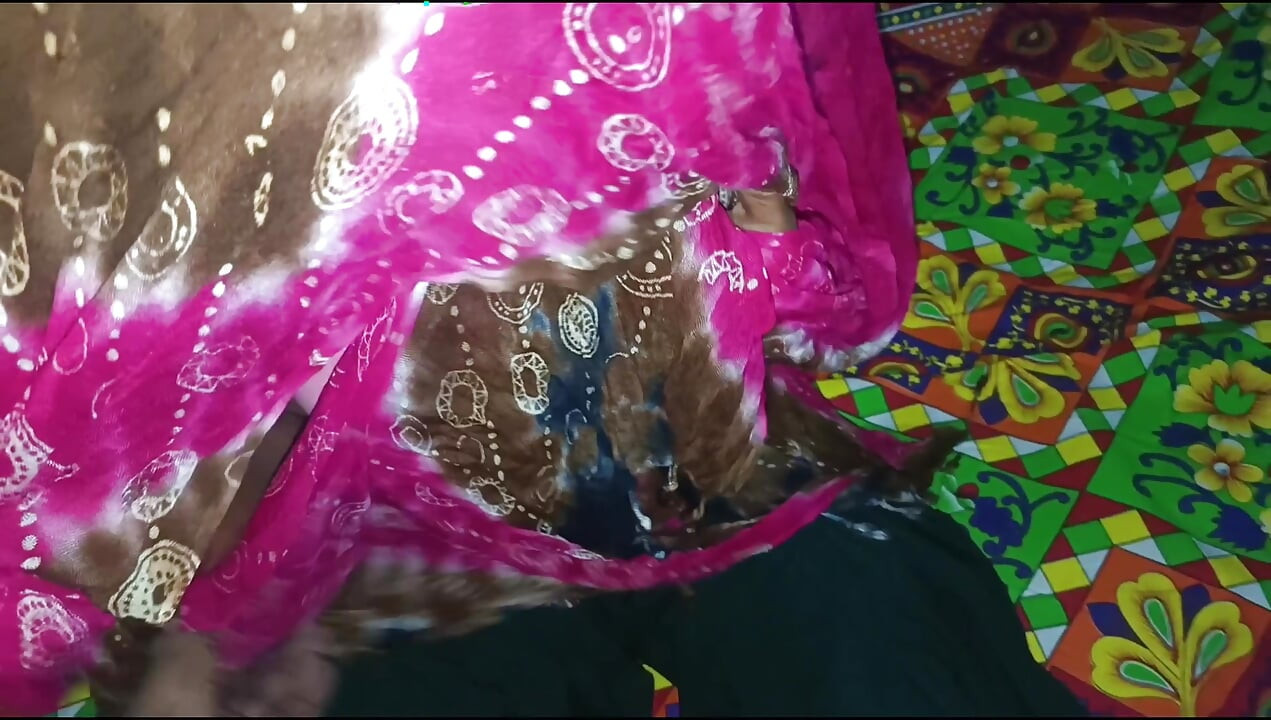 Desi Village Stepsister Came Home From the Market and You Saw Her Helping Her Brother-in-law to Masturbate