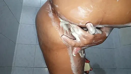 My first amateur anal video a 20 year old guy having fun