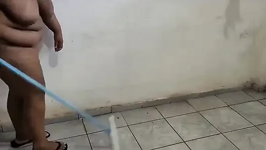 Üvey kız kardeş, yüzüne boşalabilir miyim?