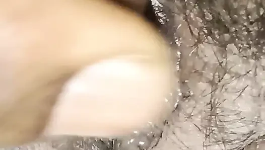 Üvey annemin vajinasından bal aldım.