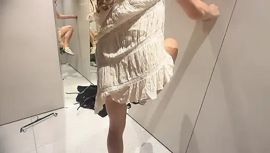 Beni dölledi