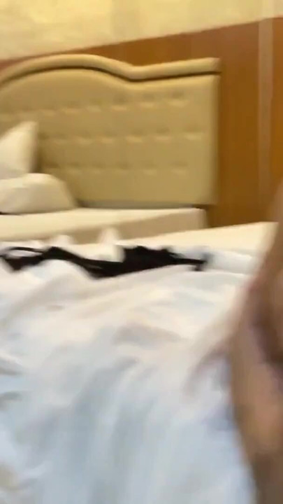 Skinny naughty girl | Clip 2
