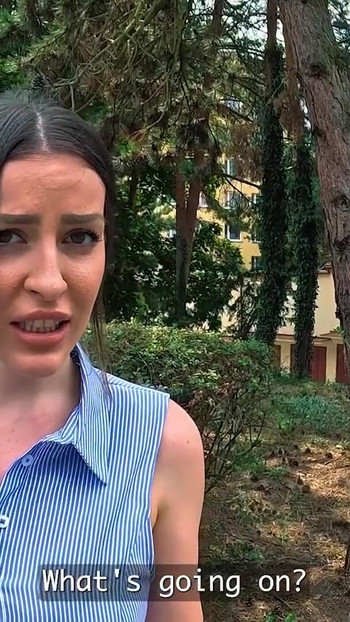 VIP4K. Hutangnya Sudah Lapuk, Tetapi Pepeknya Tidak | Klip 1