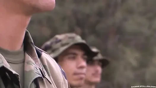 Yeni acemileri homurdanıyor