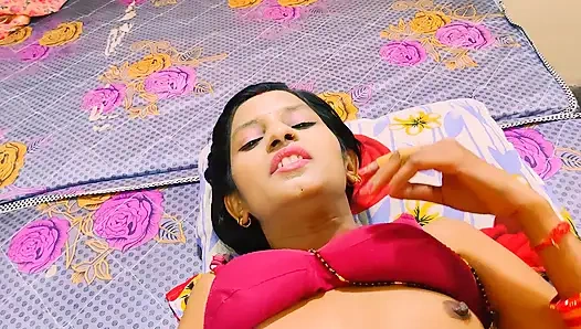 Ateşli Hintli evli kadın kocasının en iyi arkadaşı tarafından sikiliyor Hintçe ses kaydı