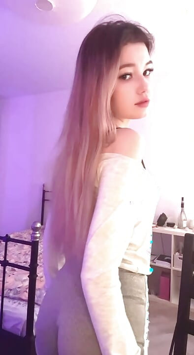 فيديو Caramel_Peach