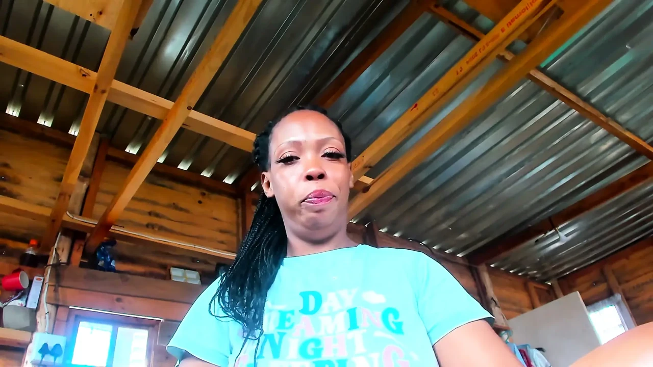 Clapping, Twerking and Spreading My Big Ass in This Camera Angle That Will Make You Cum Fast...