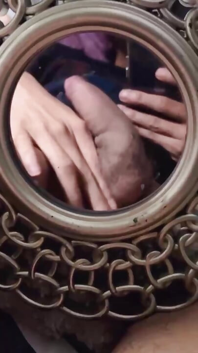 Me, my mirror and my member
