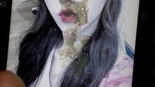 Penghormatan air mani hari jadi Loona Heejin
