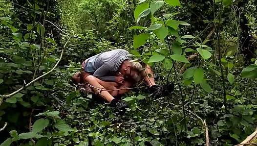 Hartgeld Nutten 7 DP Wild Outdoor Fuck