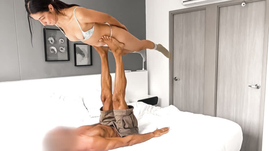 Amateur Latina Banged Rough By Pervy BWC Producer In Homemade Casting