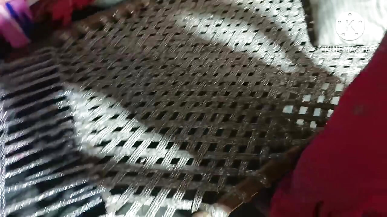 Jeg knuller min indiske Desi Mausi mens ingen er hjemme