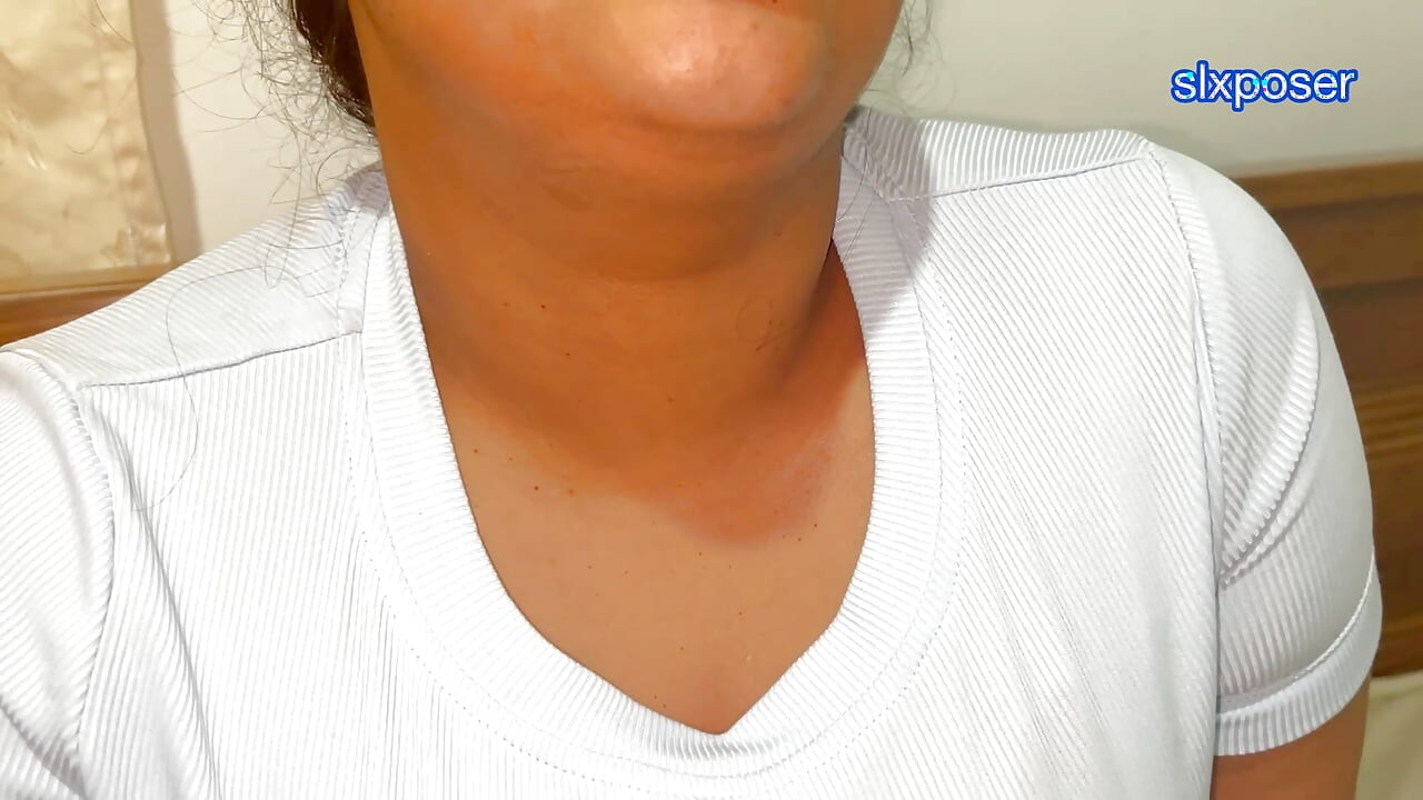 내 옆집 의붓여친의 방에 몰래 들어와서 일이 거칠어