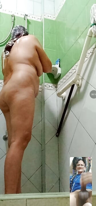 sex  video to my wife when she's taking a bath
