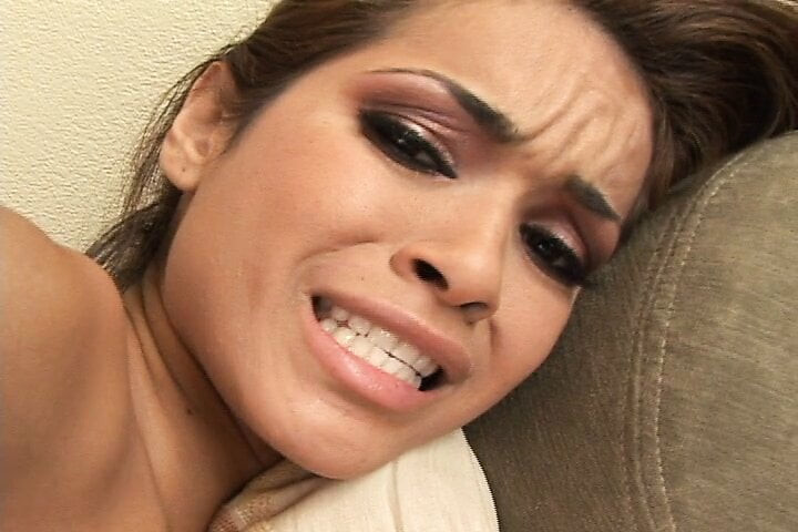 Sexy Brunette Teens ficken ihre Fotzen