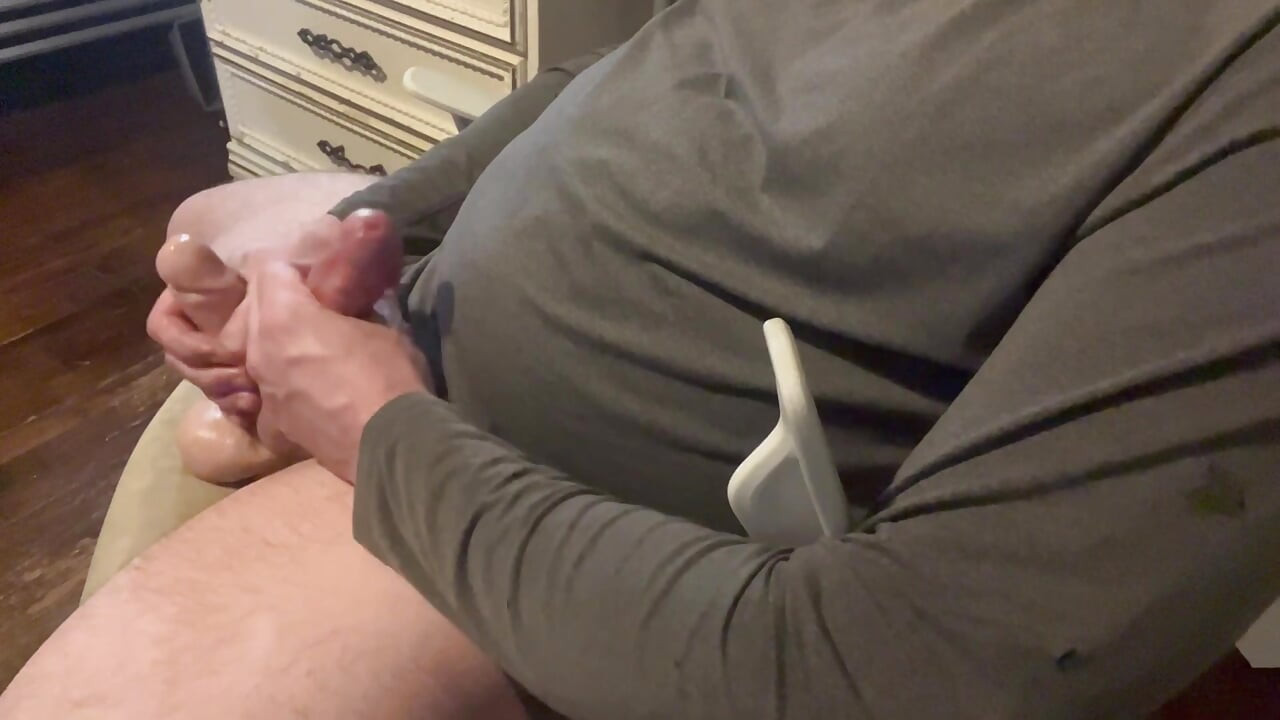 Jerking off with dildo