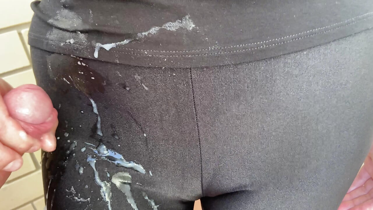 Femdom stepmom drain balls before going beach