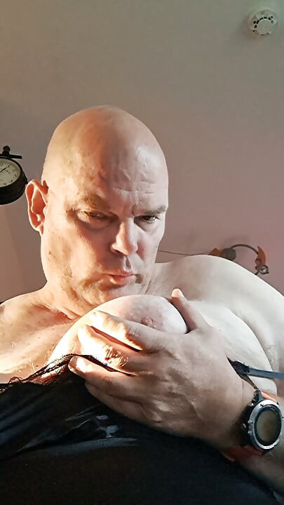 Ta děvka je čím dál víc perverznější