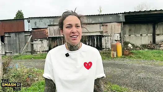 Valentina Boux 1. Fahrt im Smash-Bus