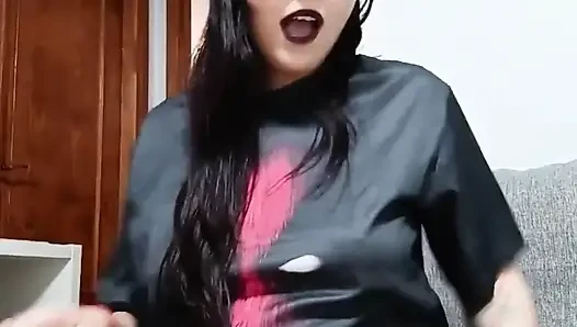 Эмо / девушка-готесса с хибарем, доминантой Wichsanleitung Und Erniedrigt Dich