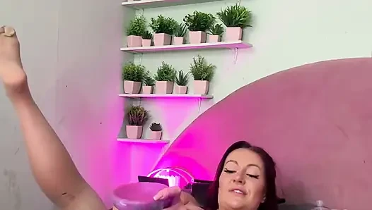 Büyük ahtapot fantezi dildo sikişi