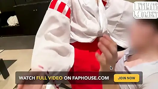 Грудастая храм-дева вдохновляет игривую тренировку сложная сдержанность через ингибитор и ритуал дисциплины, Angle 1