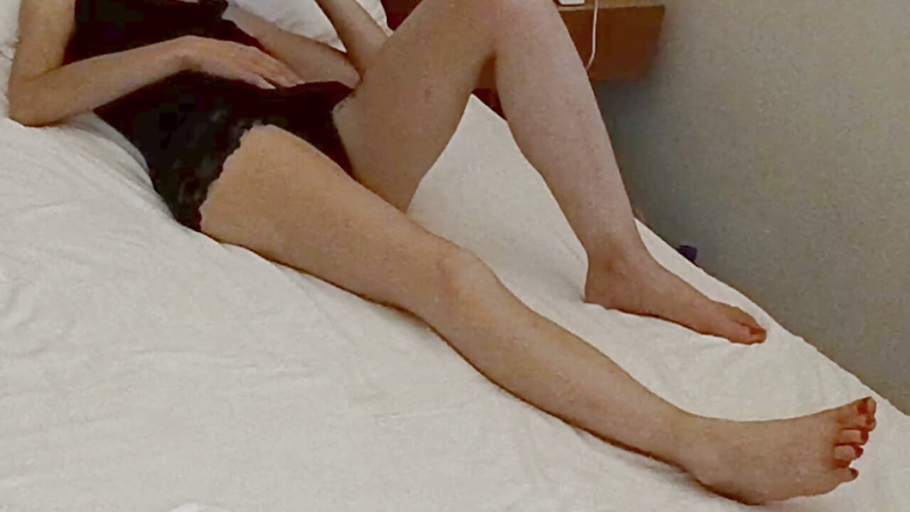 Doctor Dominik's Game of Punishing Patient Kelly by Giving Her Orgasms